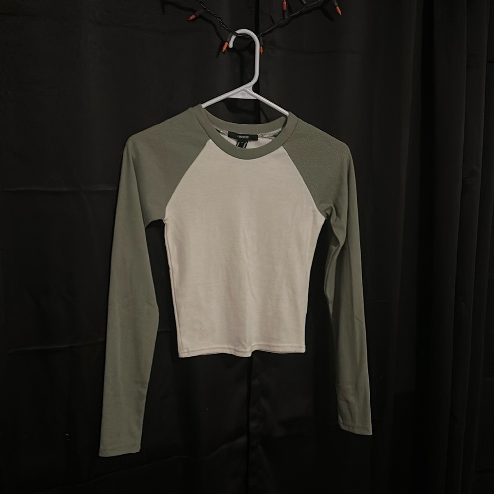 Forever 21 Ladies Top Long Sleeve Stretch XS